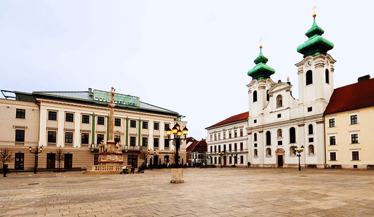 társkereső keleti)