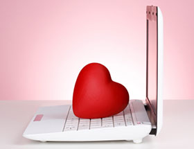 szív számítógéppel - online szerelem